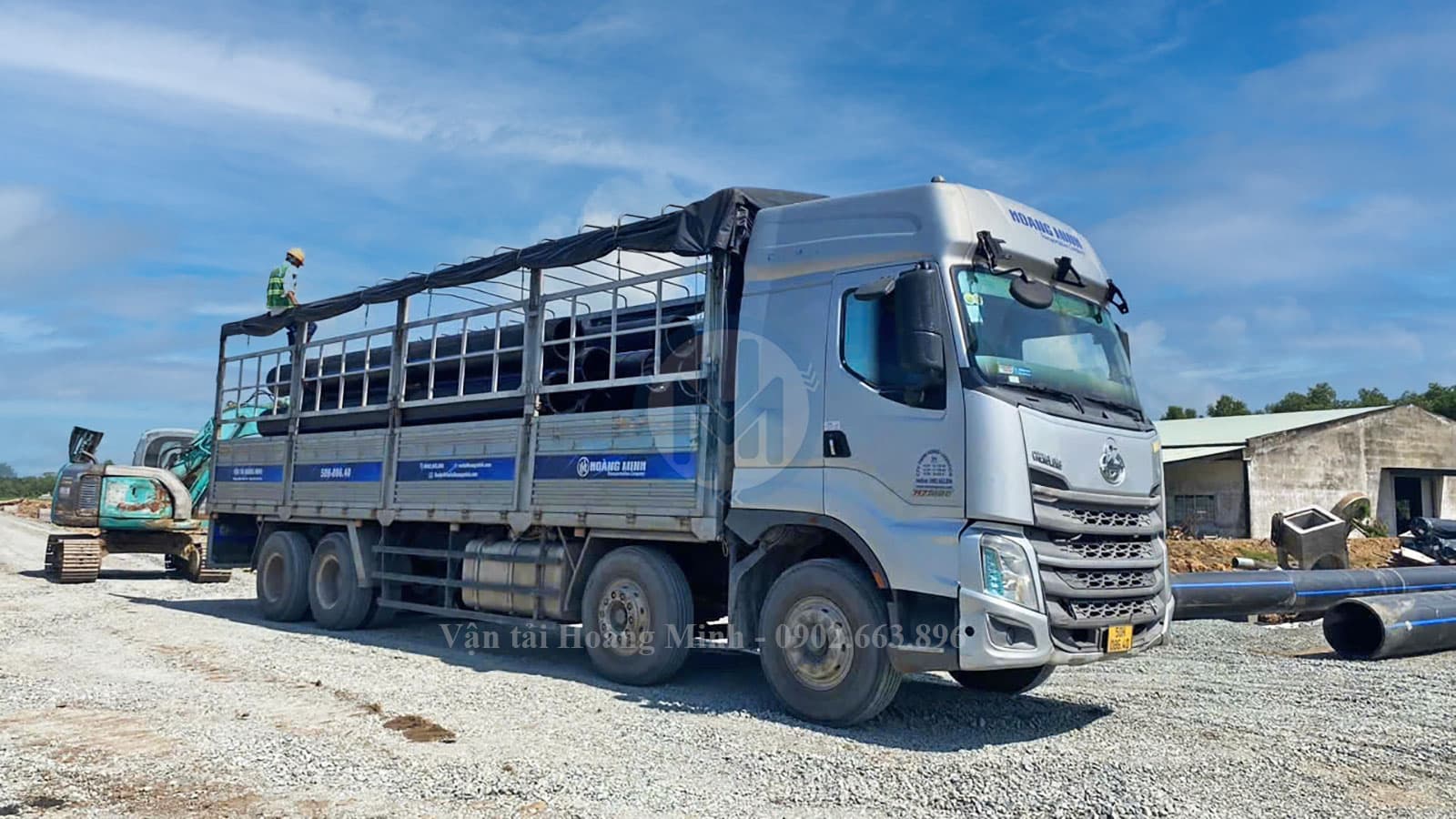 Vận chuyển hàng vật tư công trình từ Hà Nội vào Sài Gòn