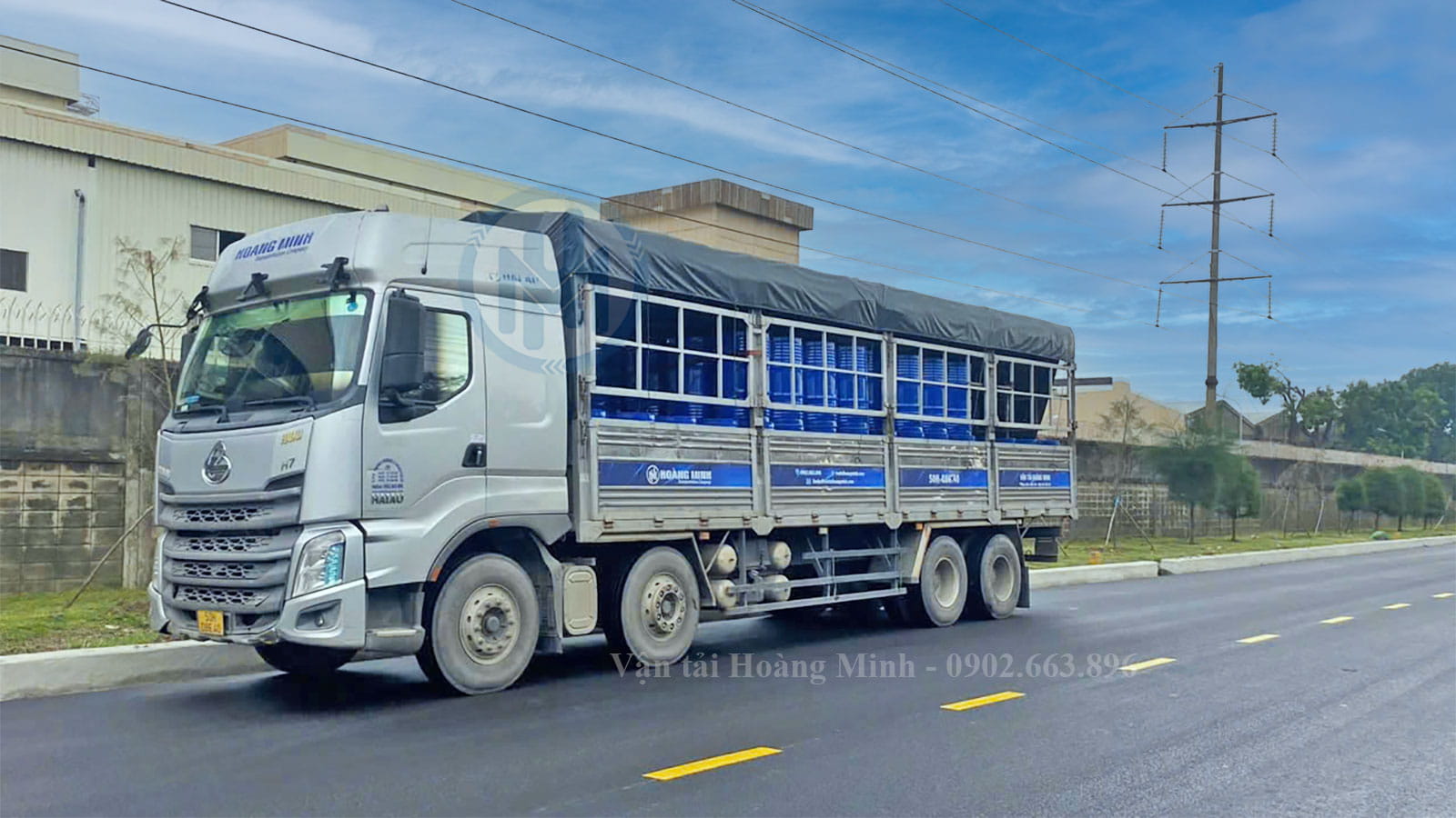 Vận chuyển hàng thùng phuy từ Hà Nội vào Sài Gòn